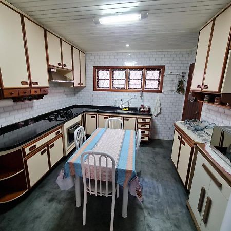 Casa Vila Telma Кампус-ду-Жордан Екстер'єр фото